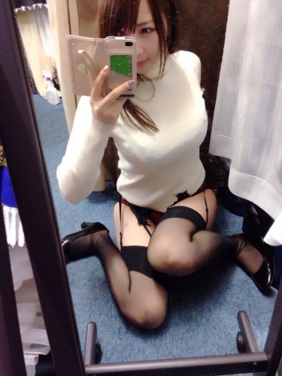 14011802_42