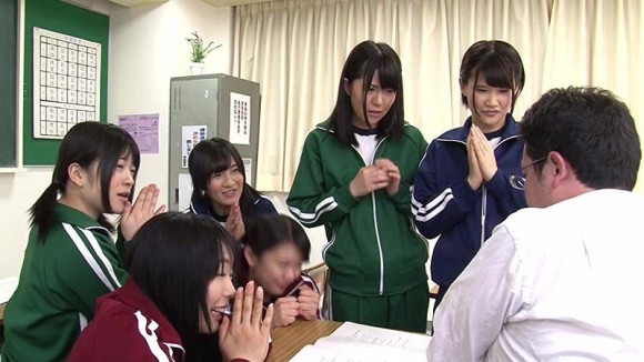 思春期少女達の性教育18