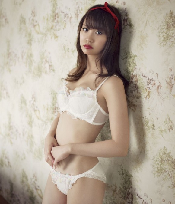 永尾まりやの下着姿19