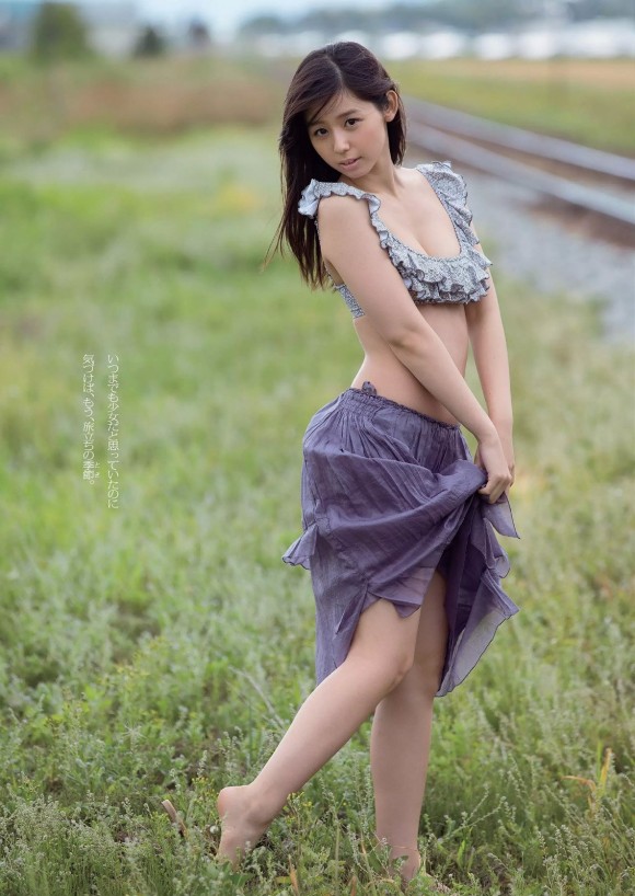 小池里奈生脱ぎ23