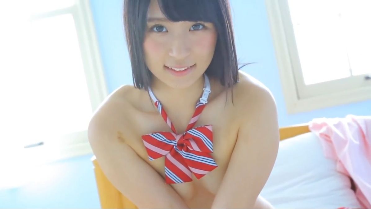 三國さらん　ヌード 現役JK疑惑がある過激グラドル三國さらんがパンツ食い込みハミマンお披露目w - エロチカ