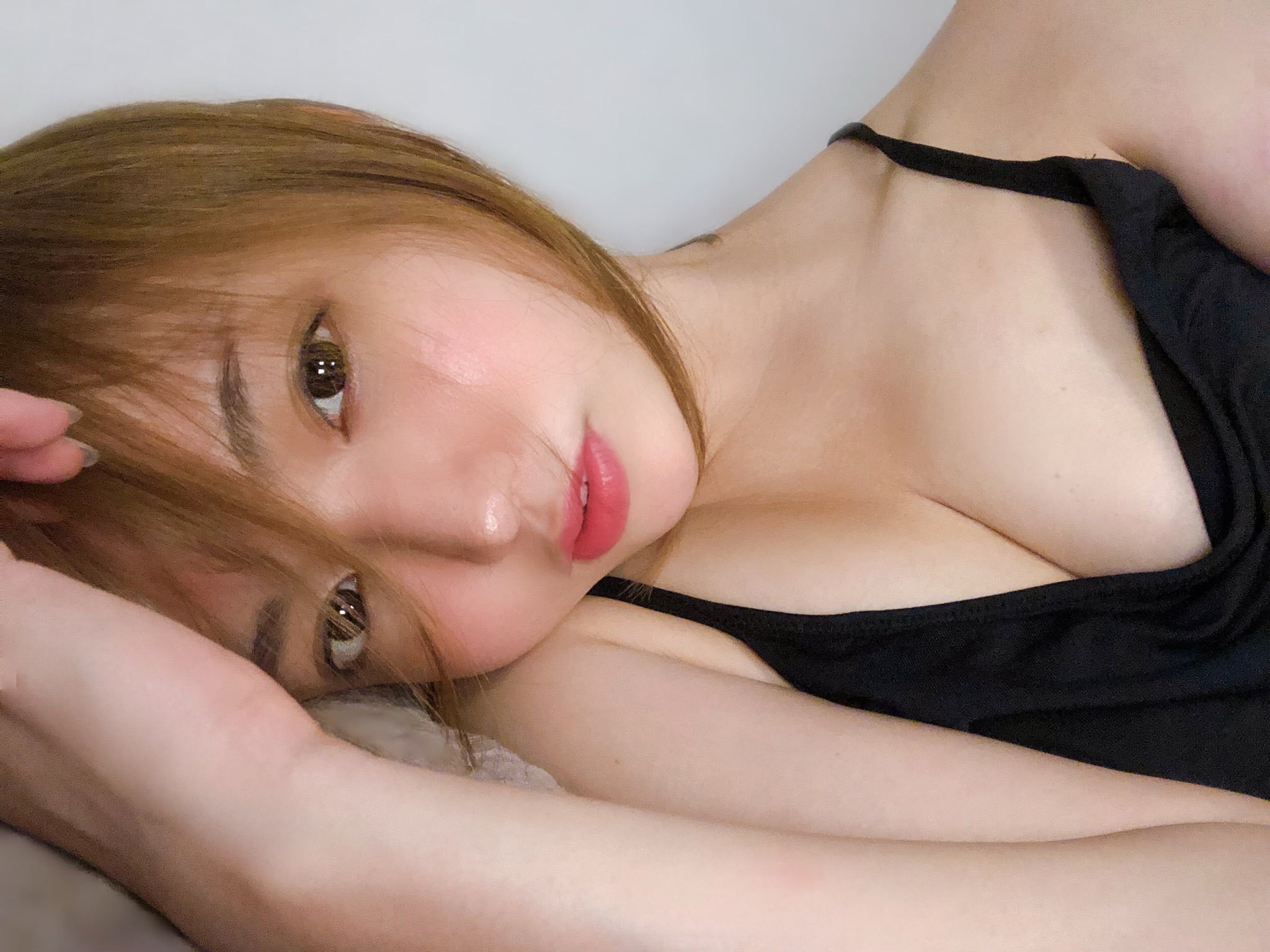 鎌田紘子　乳首 